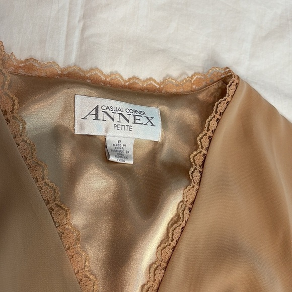 Casual Corner Women's Tan Top with Sheer Sleeves & Empire Waist - Picture 3 of 11